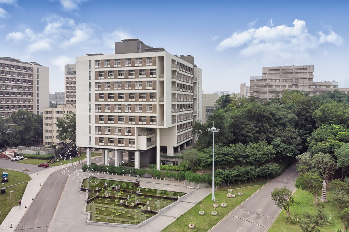 南艺美术设计类校考全国排名49名，高考文化多少分才能被录取？