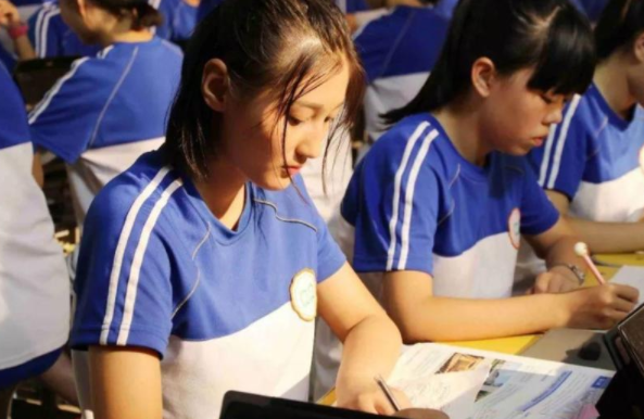 安徽一高中违规招生，清退500多名复读生，学生们将要何去何从