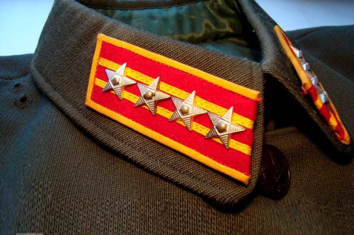 我军1955年首次授衔,领章上兵种符号太漂亮,不一定每个兵都拿到