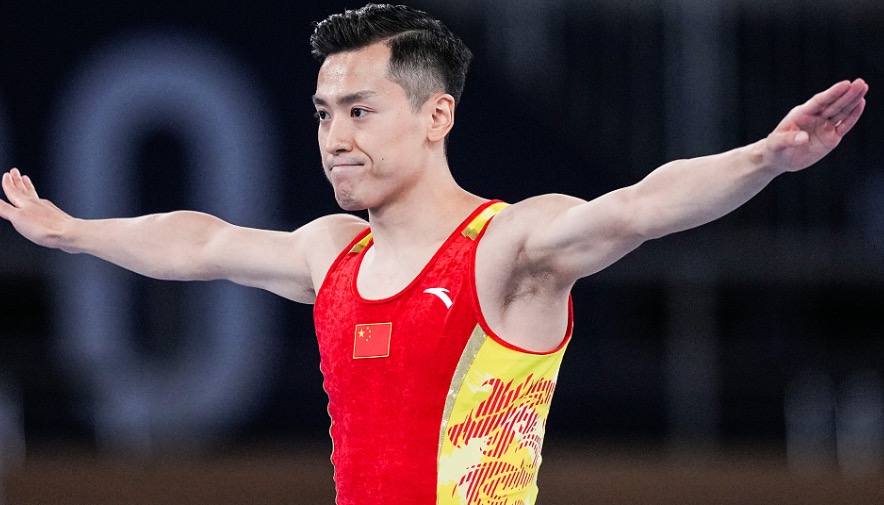 被网友们戏称为"军神"的李小军不仅在国内火出圈,在外网上的知名度