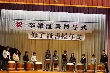 日本孤岛上的公立学校，仅11名学生，却告诉我们什么是真正的教育