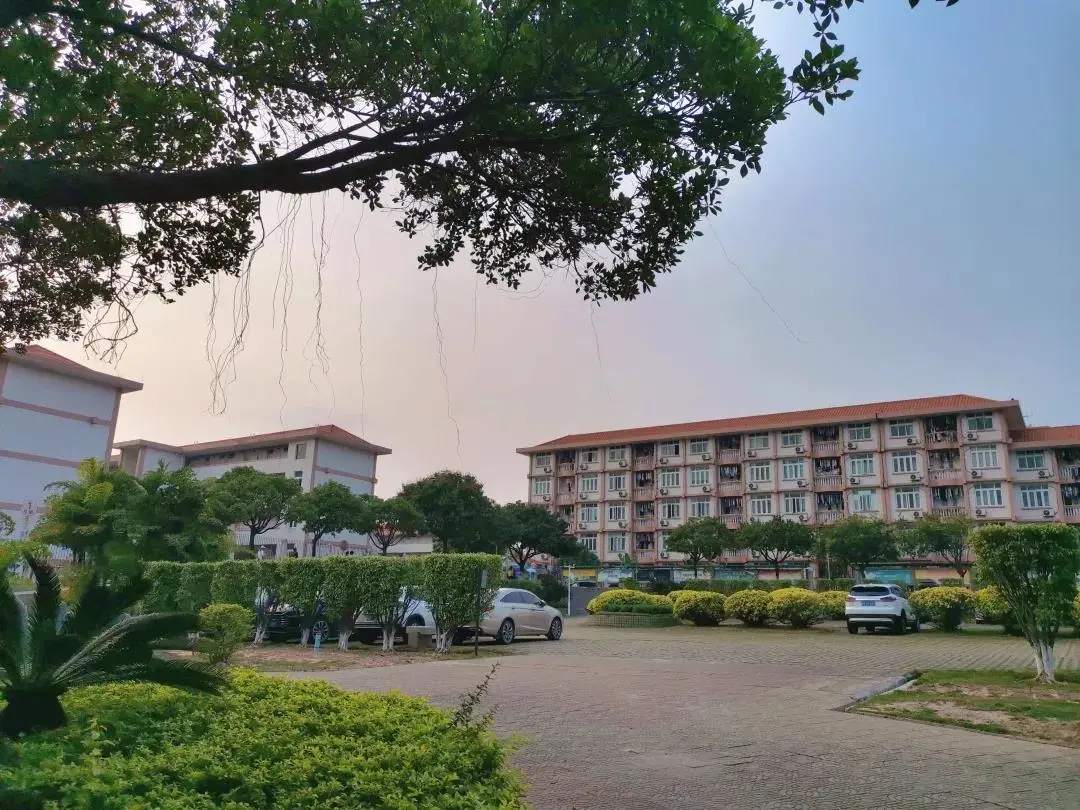 咨询电话！咨询群！广东财经大学21年本科招生咨询方式这里全都有