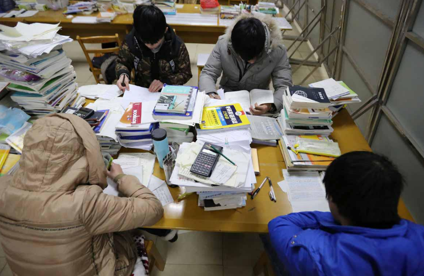 全国“研究生院”排行，清华北大未居榜首，垫底985高校略显尴尬