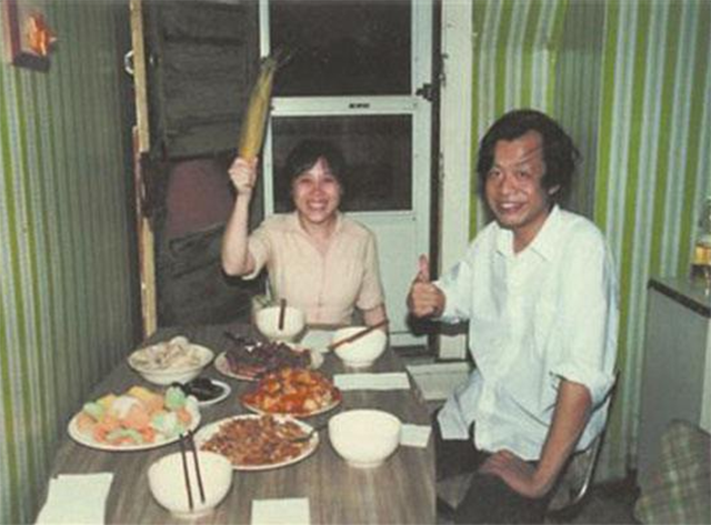 1997年王小波死前惨叫，邻居充耳不闻，入门后墙上有深深抓痕