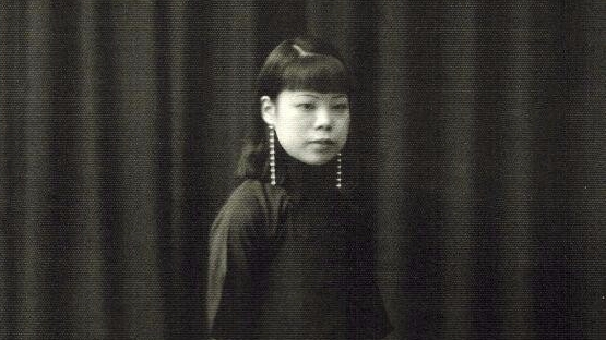 1953年，44岁妇女临终对清洁工丈夫吐露一个秘密：我曾是大清皇妃