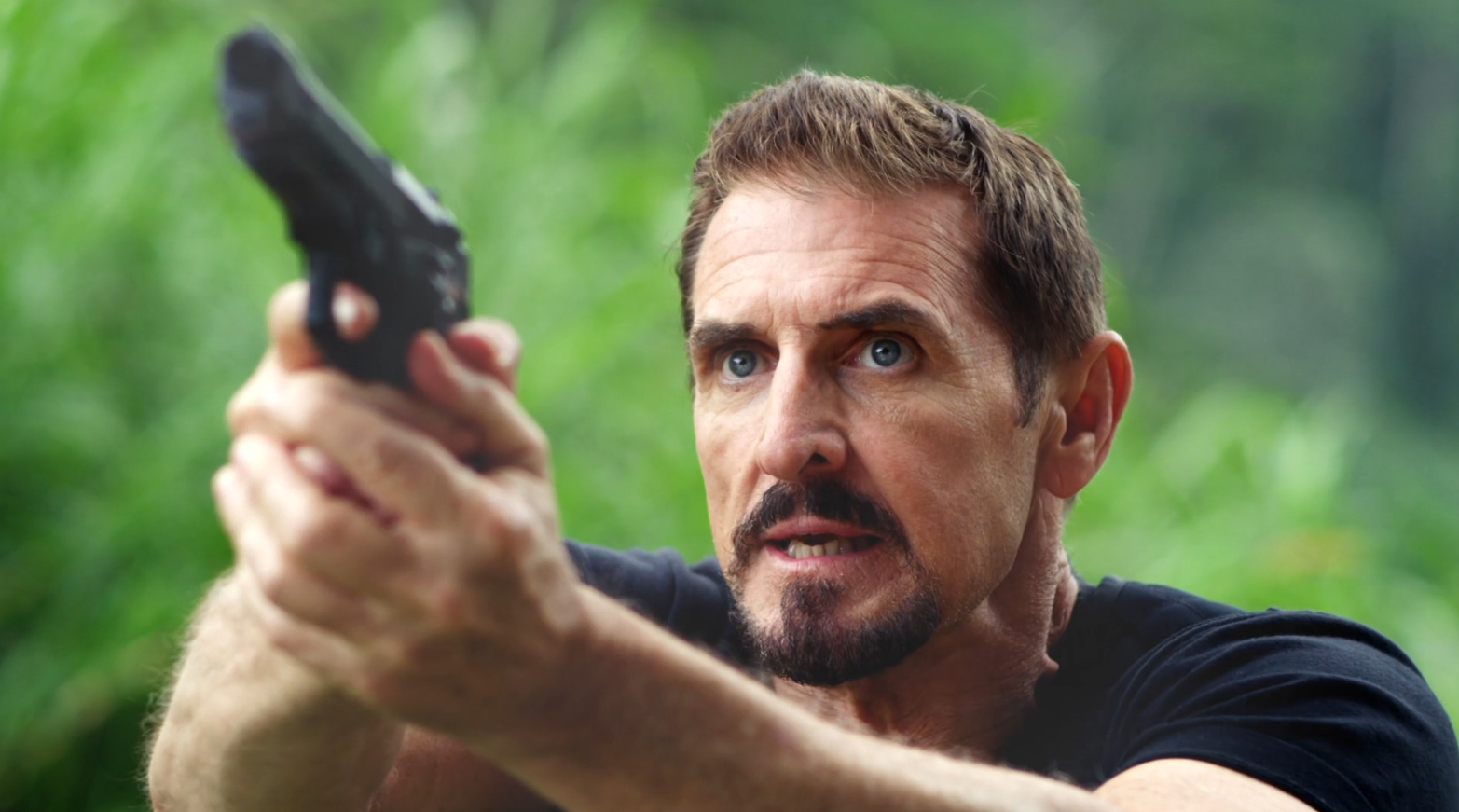 《蛇鱼怪》:比起剧情 不如看看怪物到底吞了多少妹子?