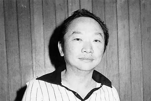 李寻欢独对孤月，一壶浊酒慰寂寥
