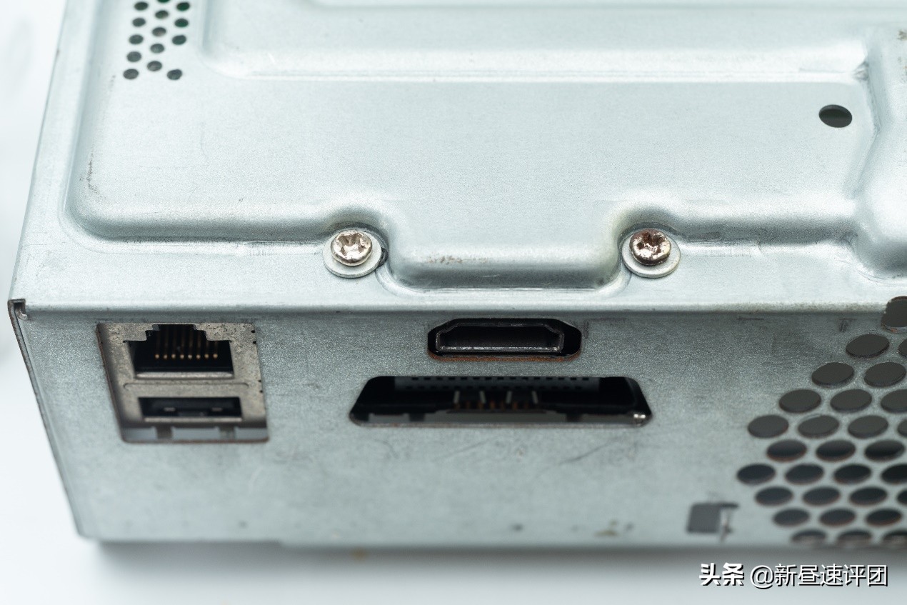 XBOX360拆解修复：我在厨房解决了万年诟病的三红问题