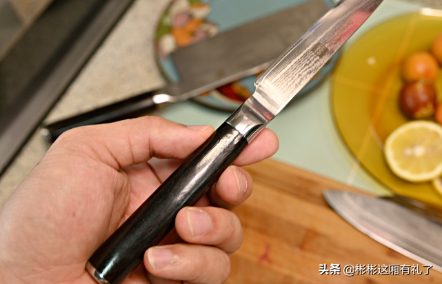 如何选好看好用的菜刀？火候大马士革钢套刀入手