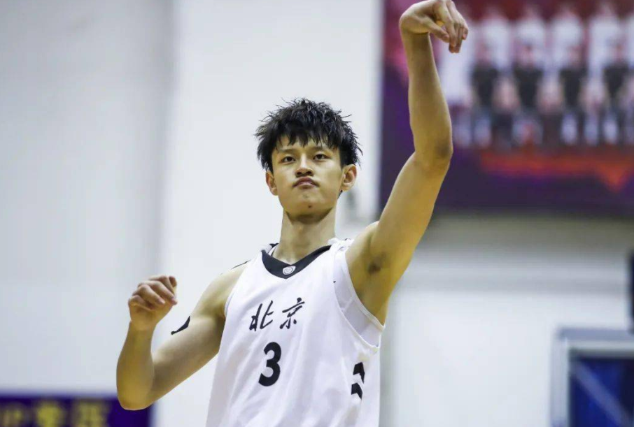 全运会篮球在哪看（CCTV5同步直播！全运会男篮天赋对决，辽宁能否笑到最后？）