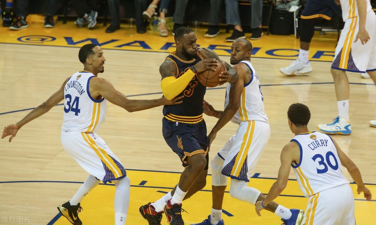 nba为什么没有场均出手次数(总决赛数据：乔丹场均33次出手拿41分，詹姆斯33次出手拿35.8分)