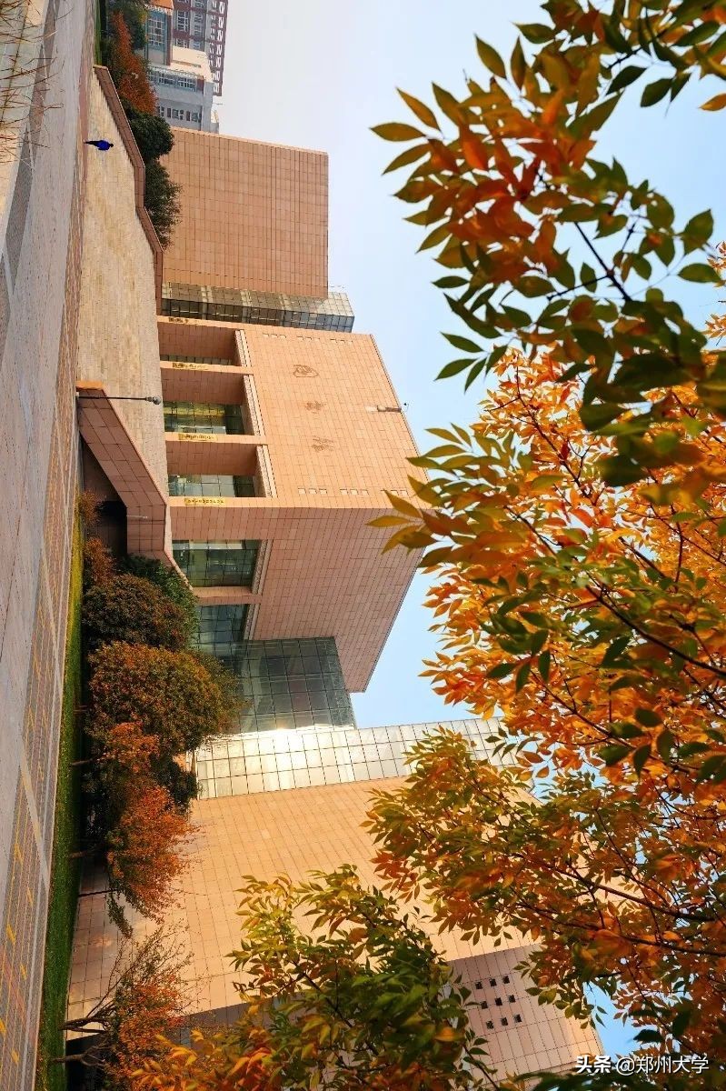 郑州大学图片,郑州大学图片高清校门 - 业奇网