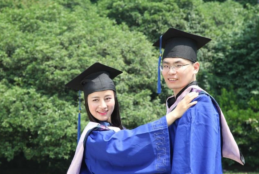 南开大学人性化宿舍惹争议，18对夫妻在校同居，看到租金我羡慕了