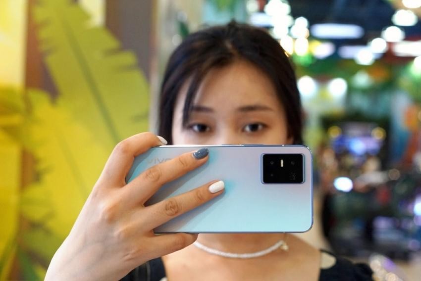 究竟什么才是年轻人想要的自拍？vivo S10 Pro深度评测