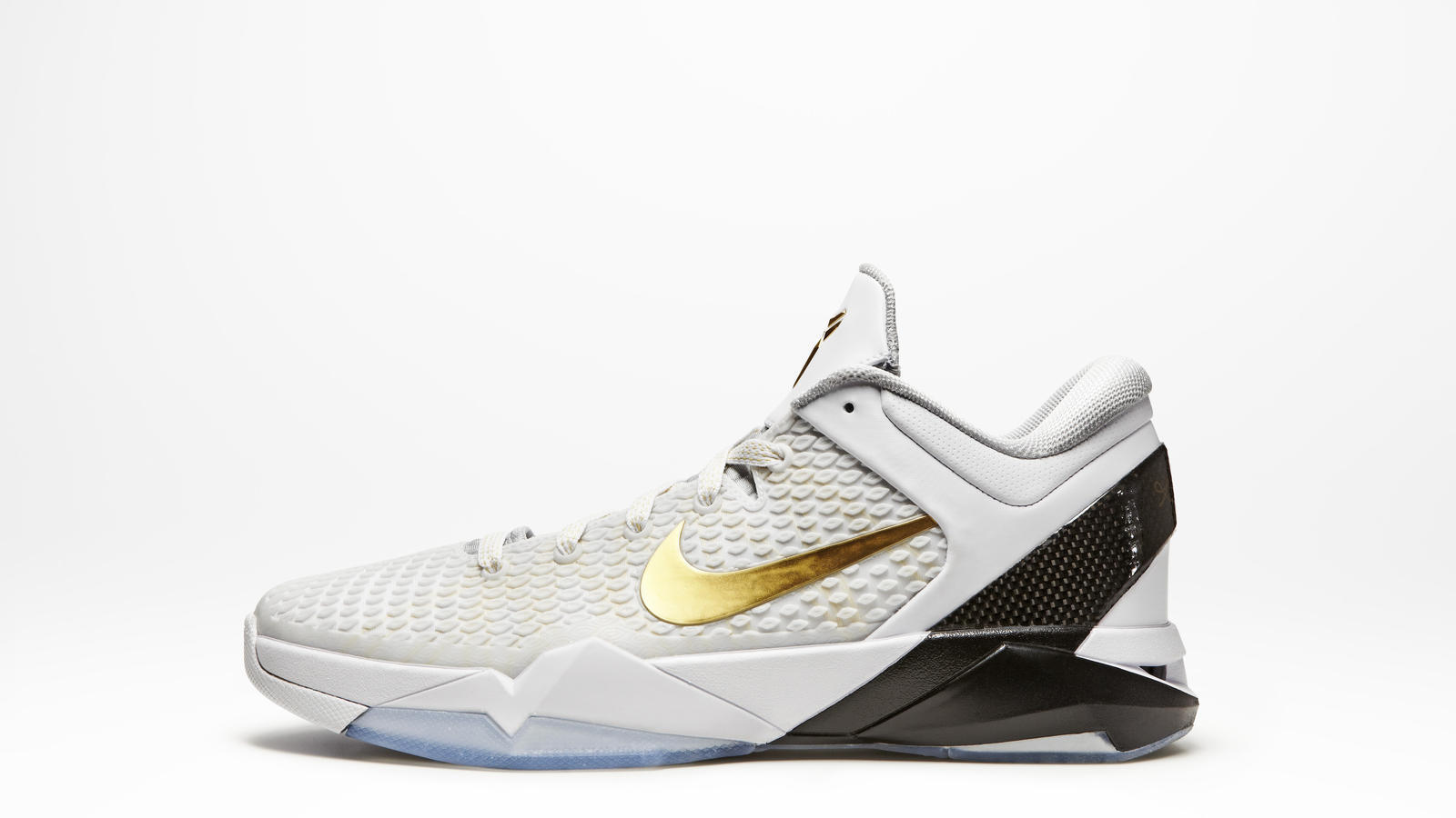 科比1代到12代篮球鞋(低帮崛起,科比完整球鞋历史(下 part 1))