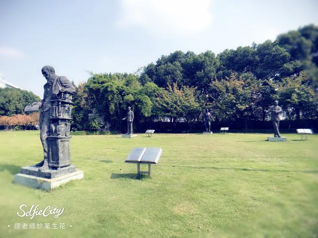 15岁就能上大学，低龄高考有四大原因，适合的孩子有三个特质