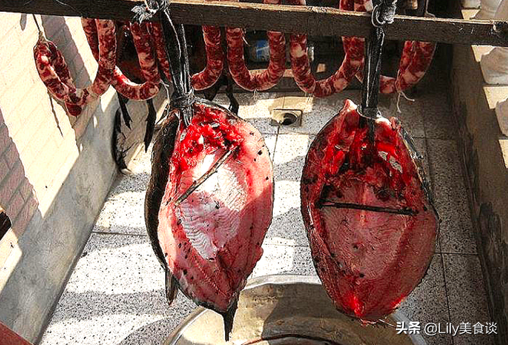 冬天腌鱼时，直接抹盐就错了，多做一步，鱼肉鲜香紧实，还没腥味