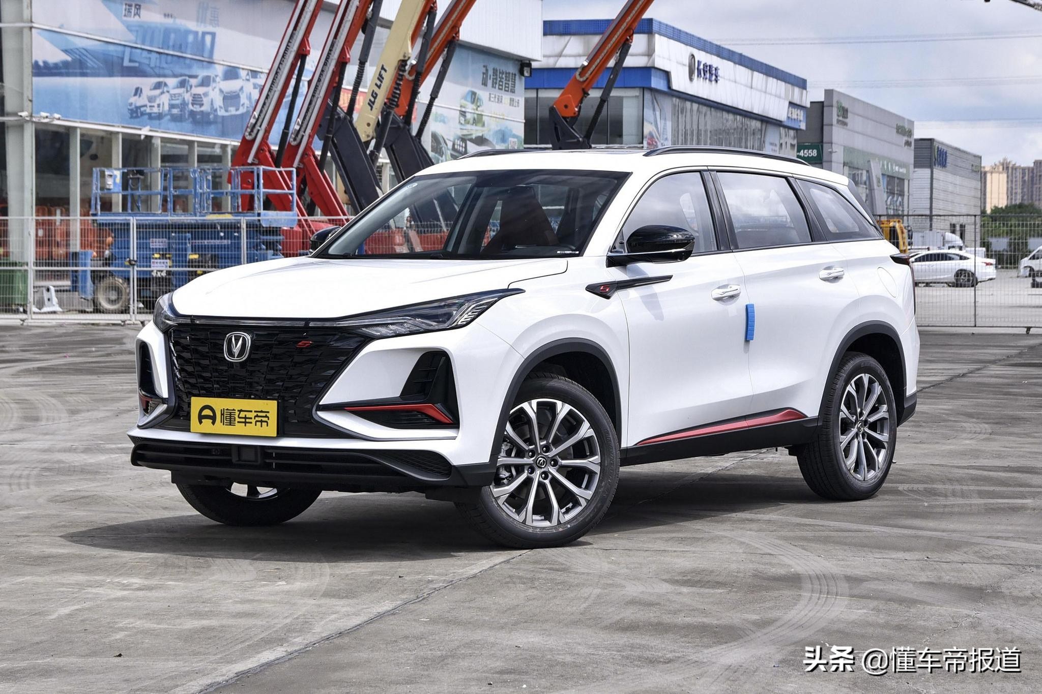 新车 | 更霸气的博越！吉利博越X将于10月10日上市，11.68万元起
