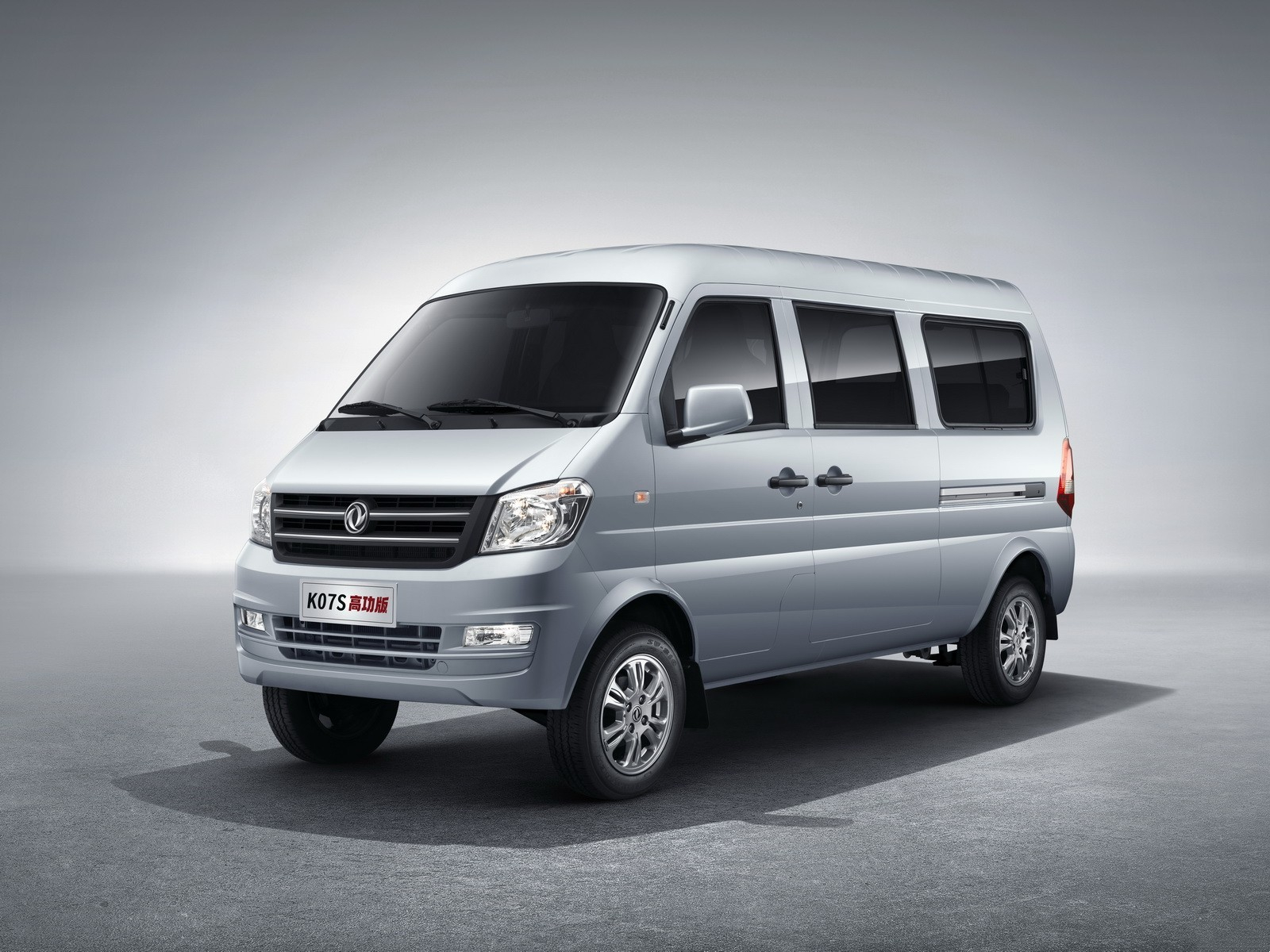 从面包车到塞力斯,东风小康的造车跨度为何如此之大