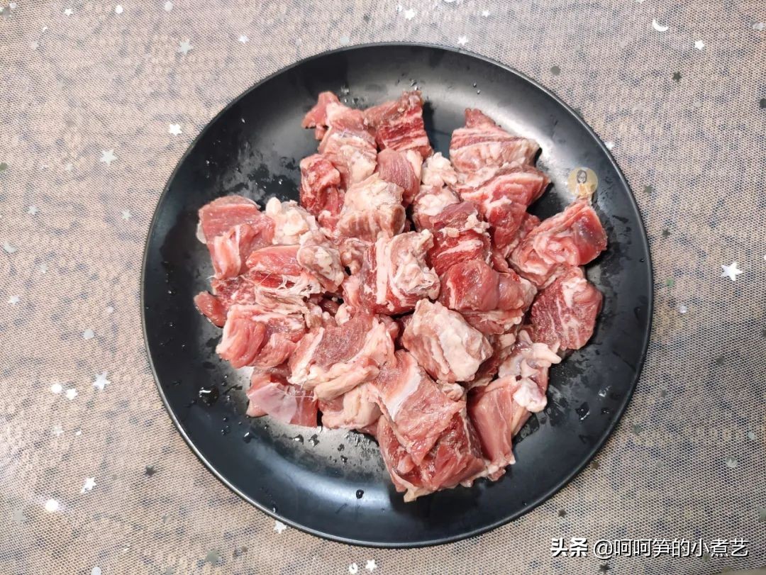 只要电饭煲就能做的咖喱饭，简单又好吃，快手还美味，适合新手党