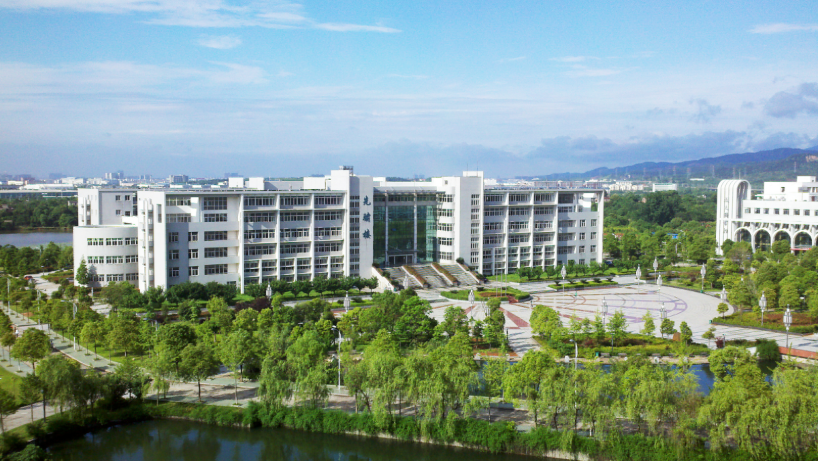 秦皇岛的大学二本大学（88所全国重点大学中）