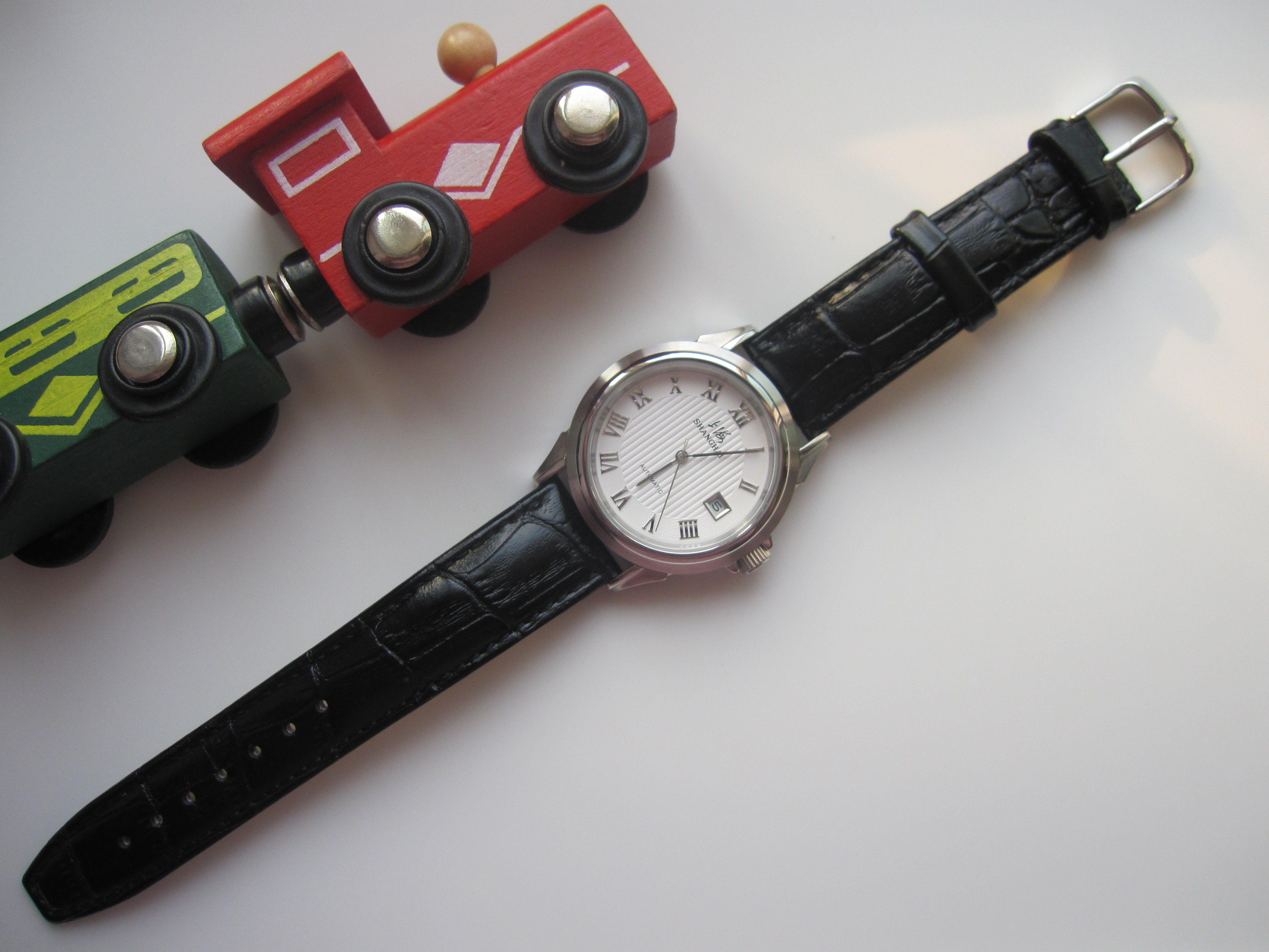 现在的上海牌手表质量怎么样，上海牌机械手表好不好使用体验