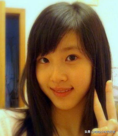 刘强东事件3年后，28岁奶茶妹妹章泽天的聪明让人刮目相看