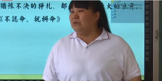 高考前的最后一课！班主任“告别”学生，一句“道歉”让学生泪目