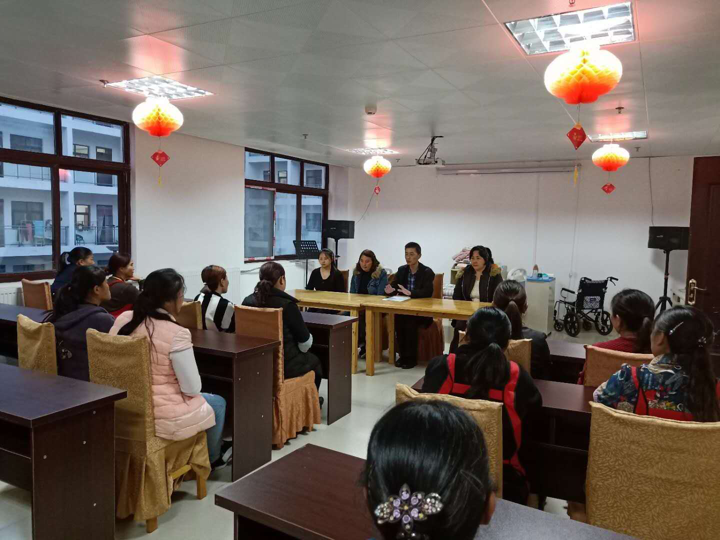 金太阳老年公寓护理员护理知识技能培训