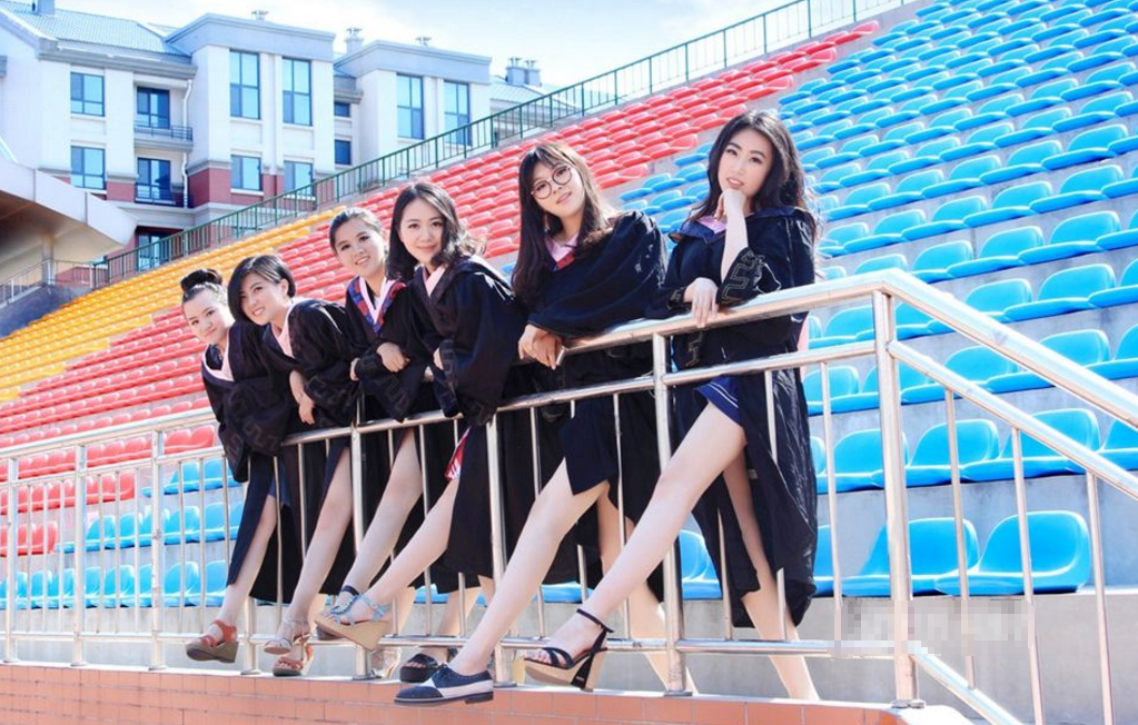 我国“法学专业”最好的7所大学，中国政法第2，北京大学第3