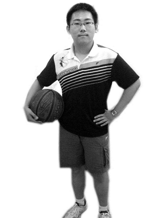 河南高考理科状元姚宏翔，曾当过12年班长，半夜开导同学