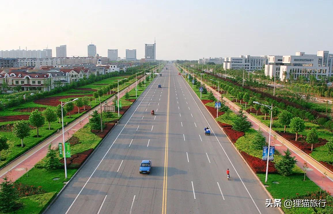 山东寿光是冬暖式蔬菜大棚发源地，被称为中国菜都，也是沿海城市