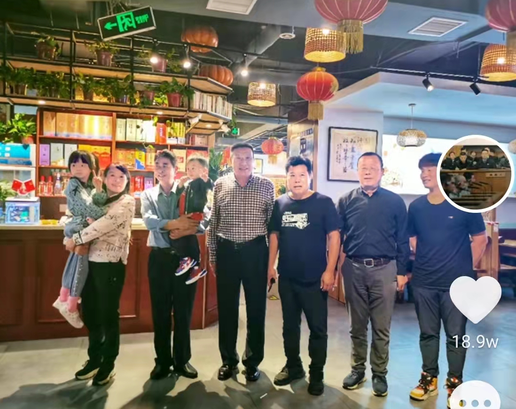 潘克律师：能当姚师兵、许敏孙子孙女的干爷爷，我内心充满自豪感