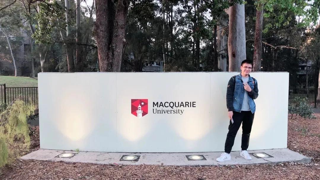 2021年大连外国语大学高级翻译学院夏令营招生简章