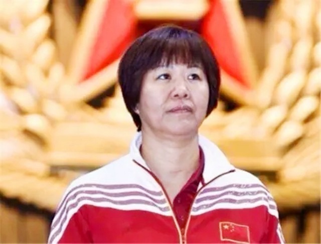 2003年女排世界杯的赛程赛果(1977年中国女排3：0完胜日本队，赛后日本教练什么表现？)