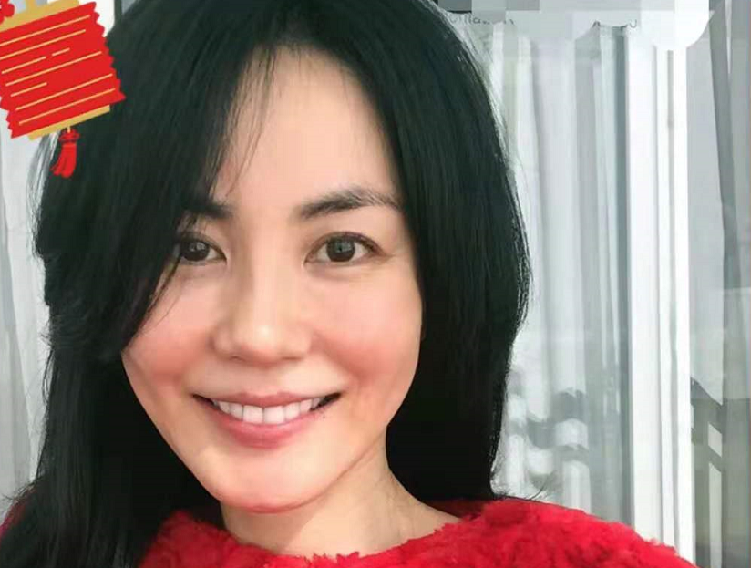 51歲王菲被曝冒生命危險產子！謝霆鋒含淚報喜，深扒報道疑點多