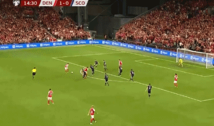 丹麦VS苏格兰结果（短短92秒，2-0！欧洲杯4强队继续狂飙，3万人见证2大历史神迹诞生）