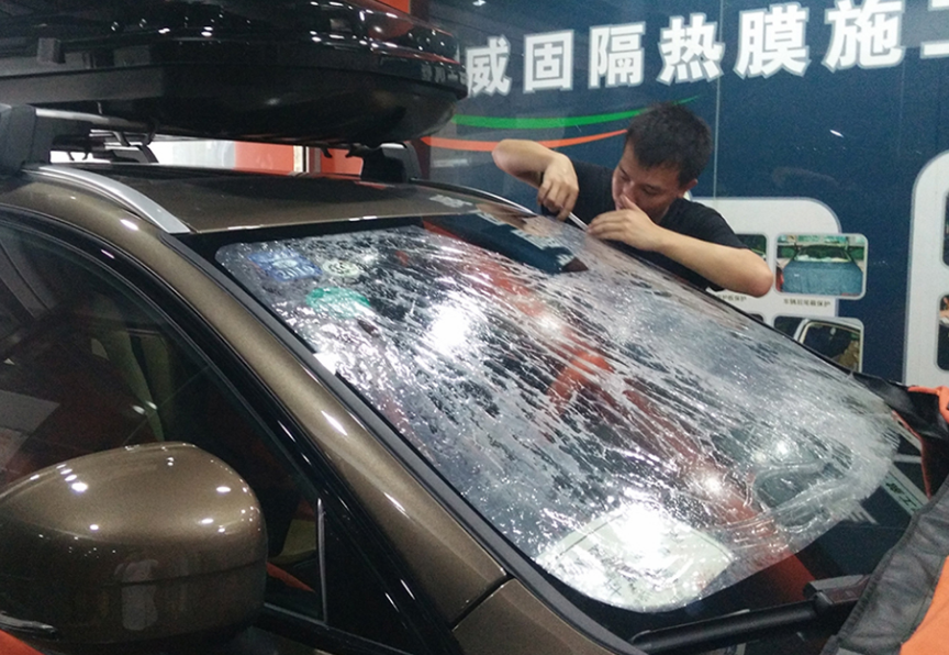 汽车防爆膜别乱贴？选择不当容易出现问题，广大车主需注意
