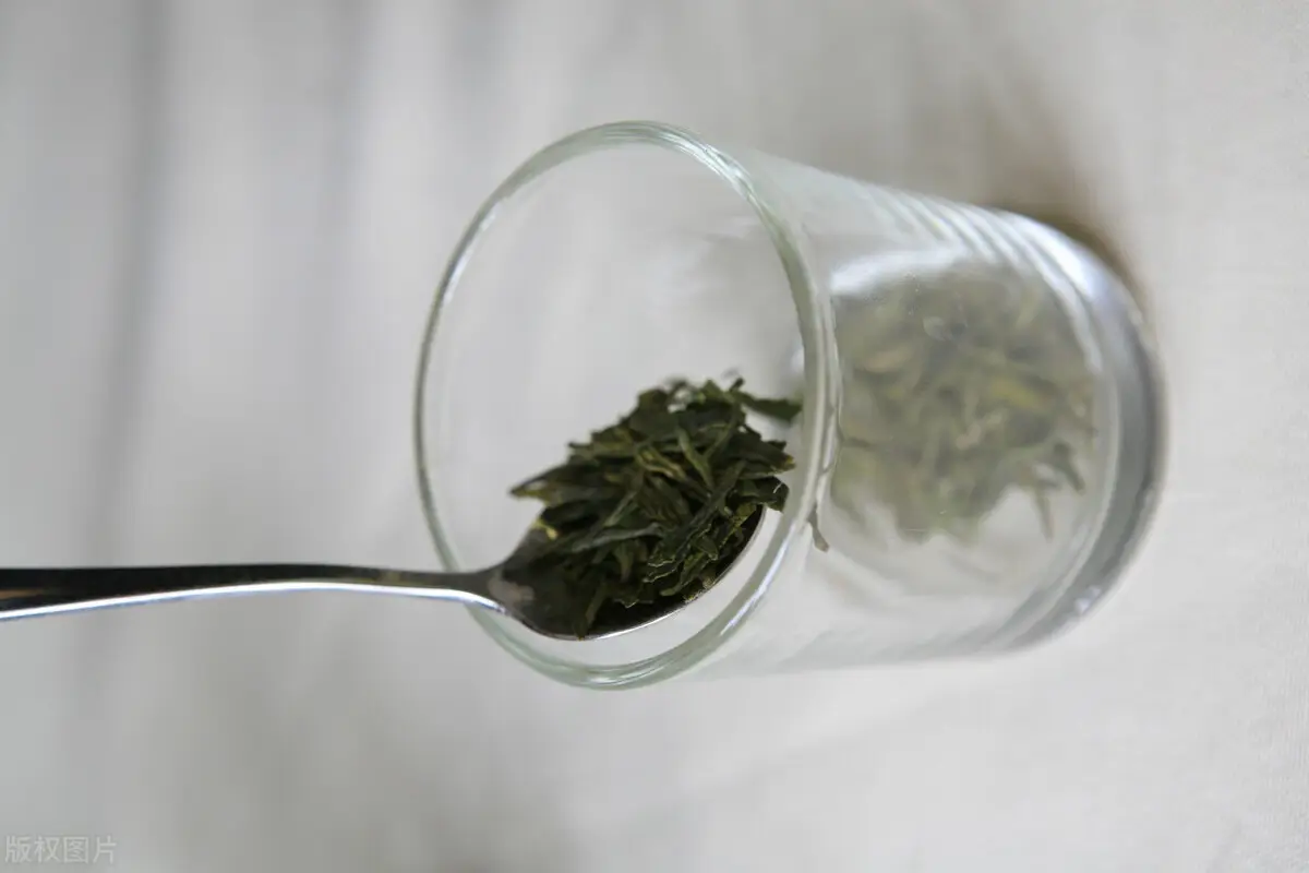 龙井茶的泡法正确方法（龙井茶的冲泡步骤）