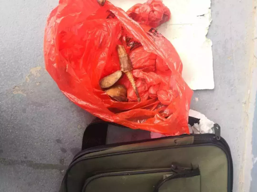 男子沿街推销能治百病的虎骨?赣州民警走访发觉不对……