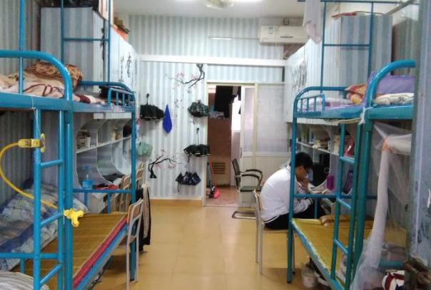 大学生校外租房现象频出，宁可多花钱也不将就，到底是因为啥