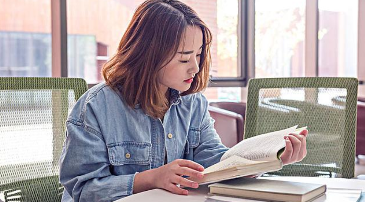 大学里这些“伪装”的专业，看似为男生打造，实则女生更吃香