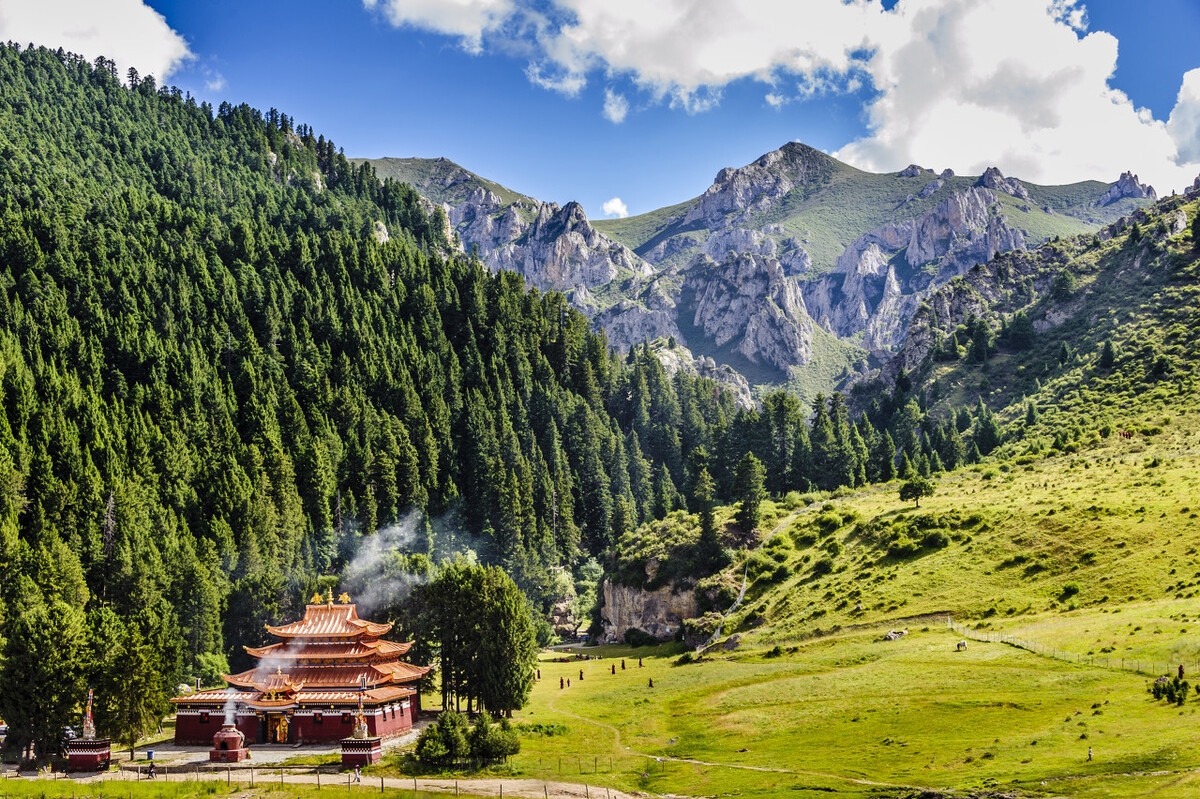 四川理塘旅游景点(川西不止有被丁真带火的理塘) - 悦闻天下