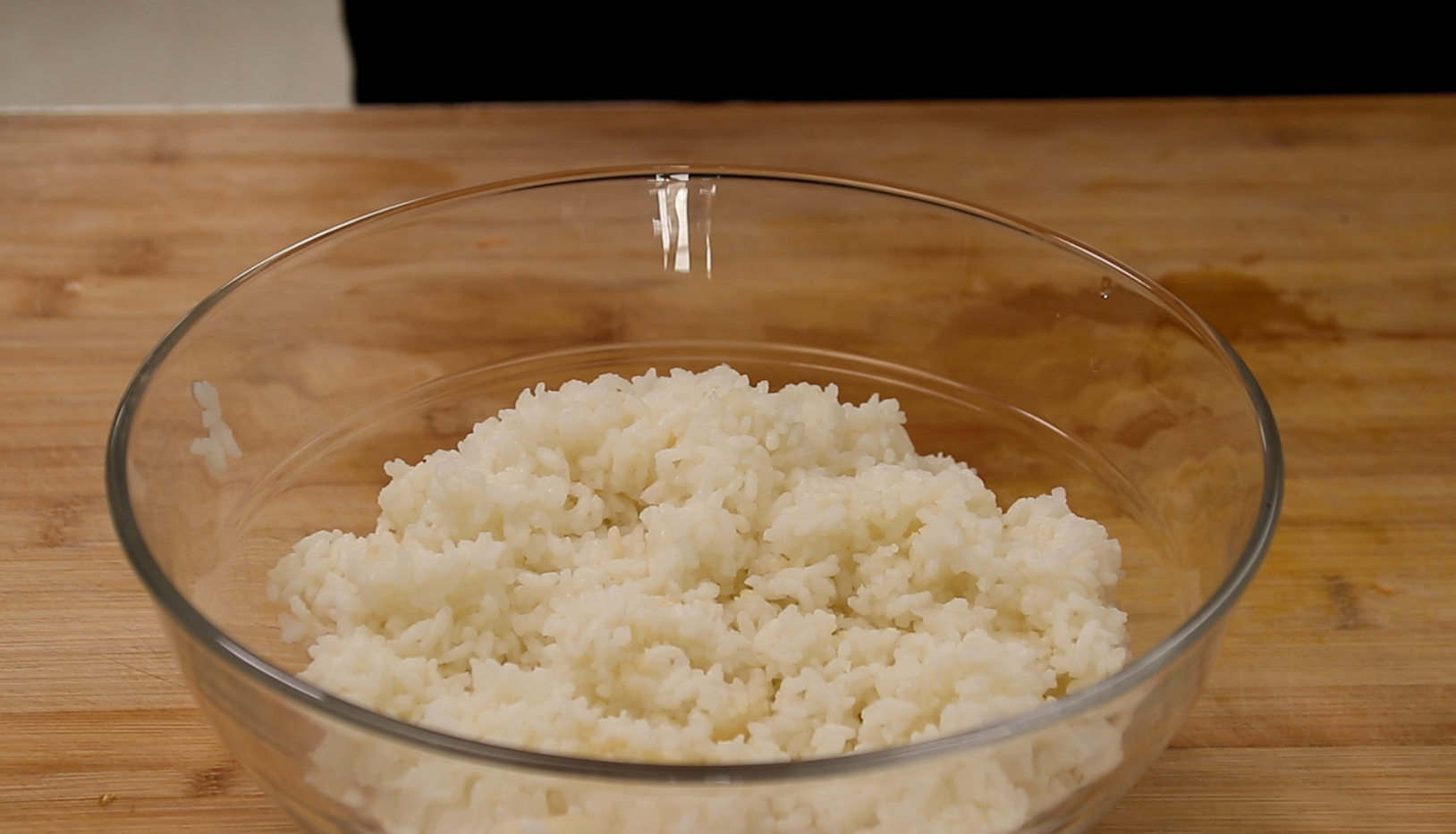 蒸米饭用冷水还是热水？这样做才更香软可口