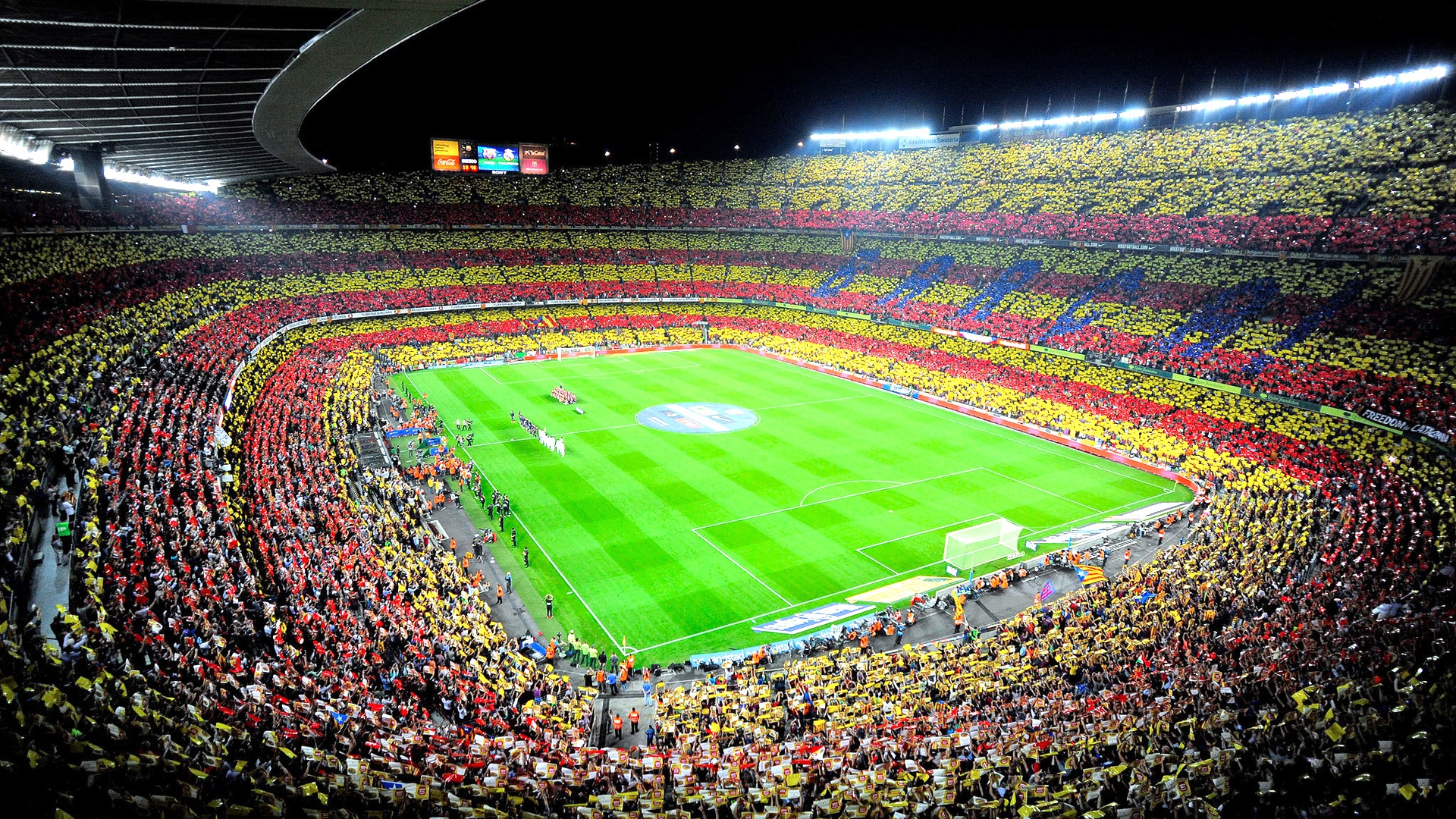 足球场比篮球场大多少(踢足球和打篮球哪个更累?