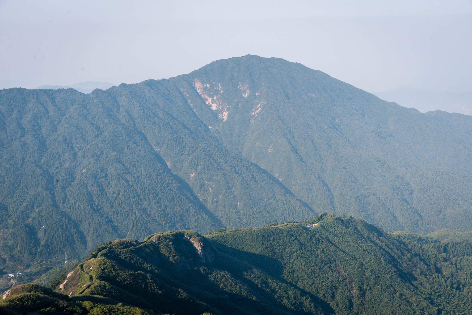 小团队周末奔袭南岳衡山，玩一把探秋观日