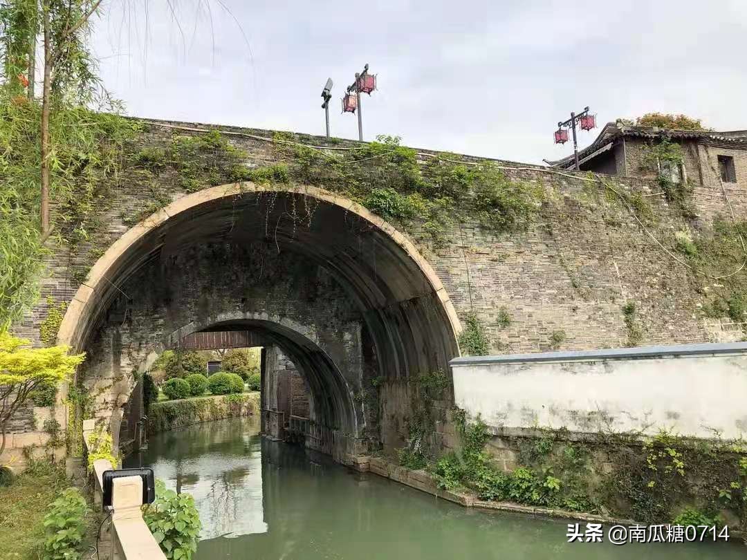 读苏州城2500年的历史，就来看这里的古桥，古塔，古城门