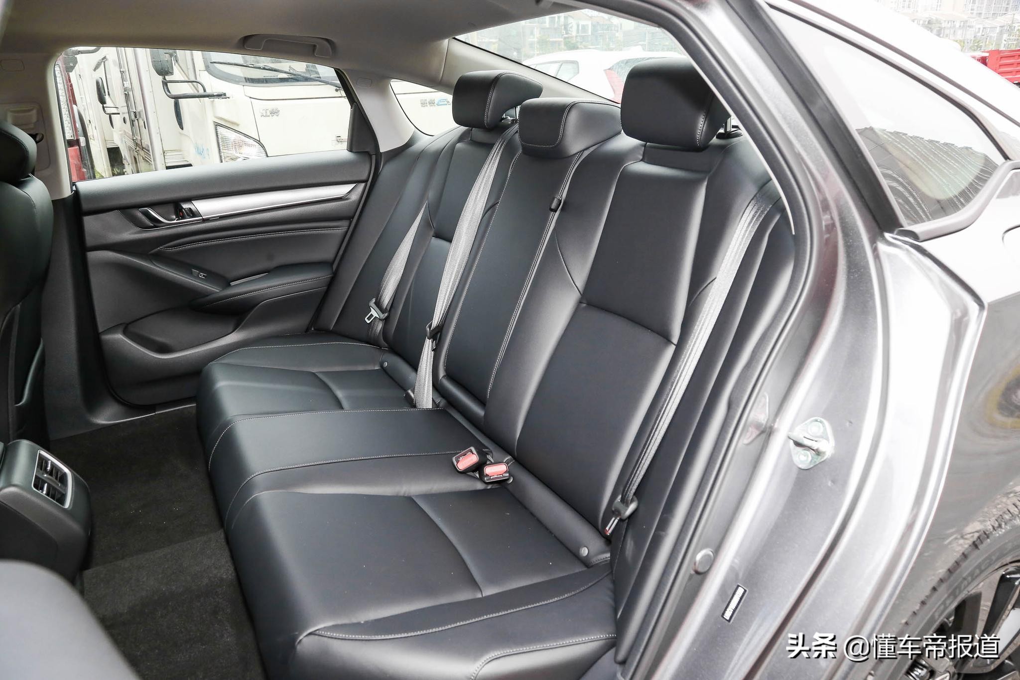 雅阁2020款(雅阁2020款自动多少钱) - oto联盟