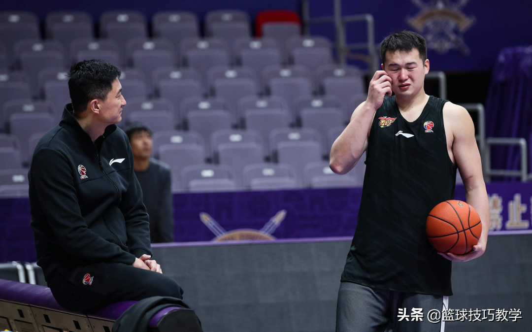 为什么cba中锋不来广东宏远(广东宏远中锋即将离队，这可是宏远的队宠啊)