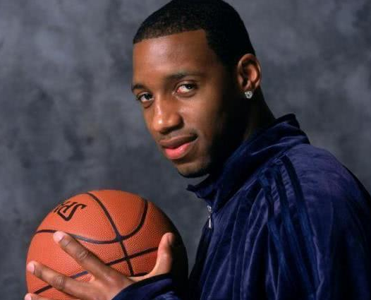 nba6大球员戴耳钉超霸气!科比戴的钻石最大)